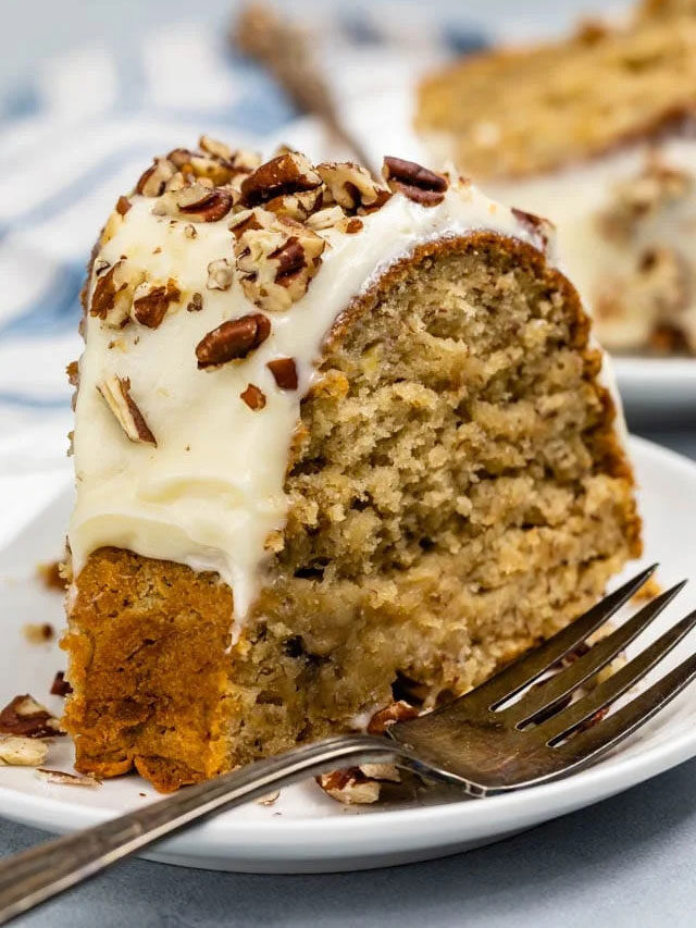 BEST Banana Bundt Cake Recipe, you should must try it.