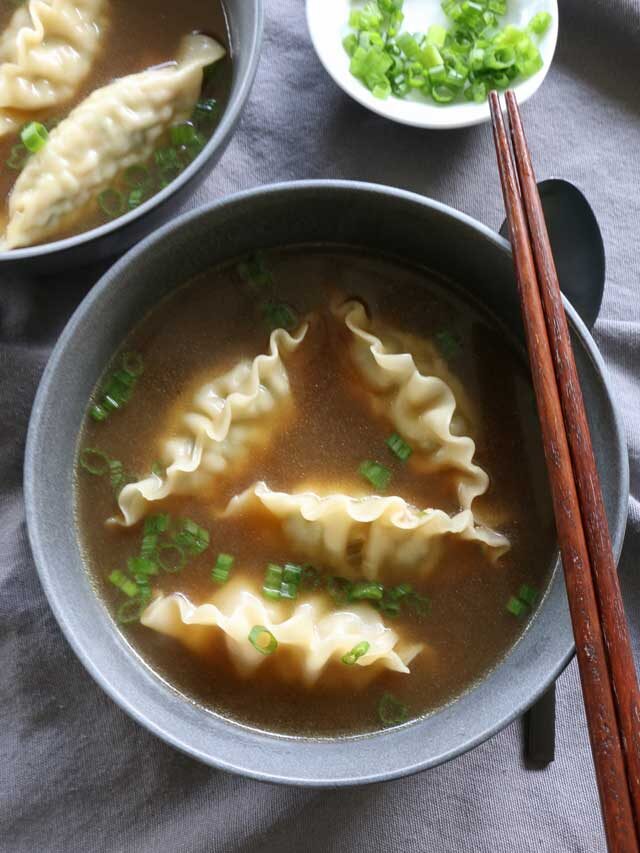 Super Easy Dumpling Soup recipe