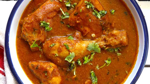 Chicken Curry Recipe In Hindi चिकन करी रेसिपी Dish It Up