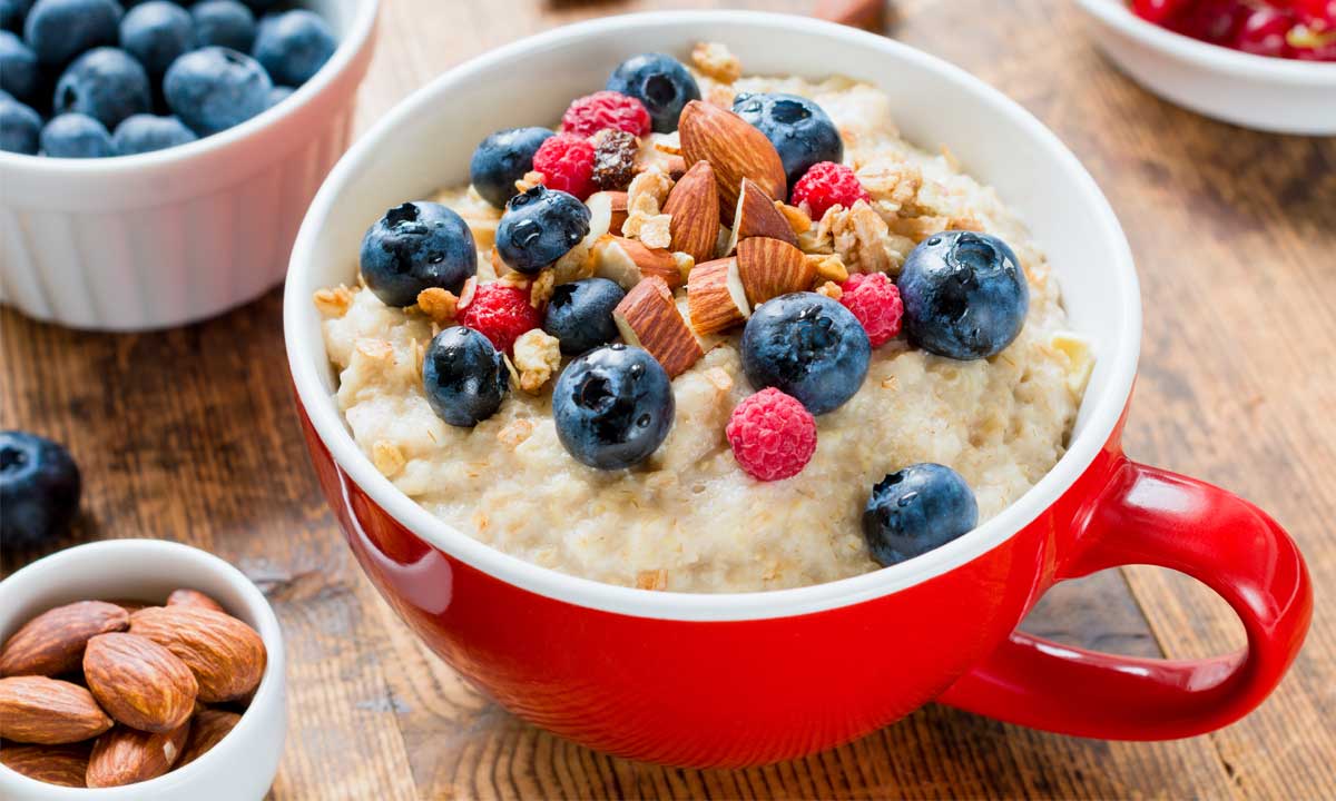 Oatmeal with Berries and Nuts Recipe - Dish It Up